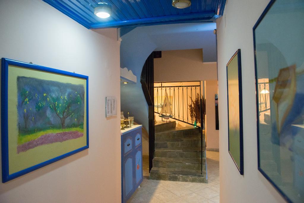 Maria Studios Poros Town Bagian luar foto