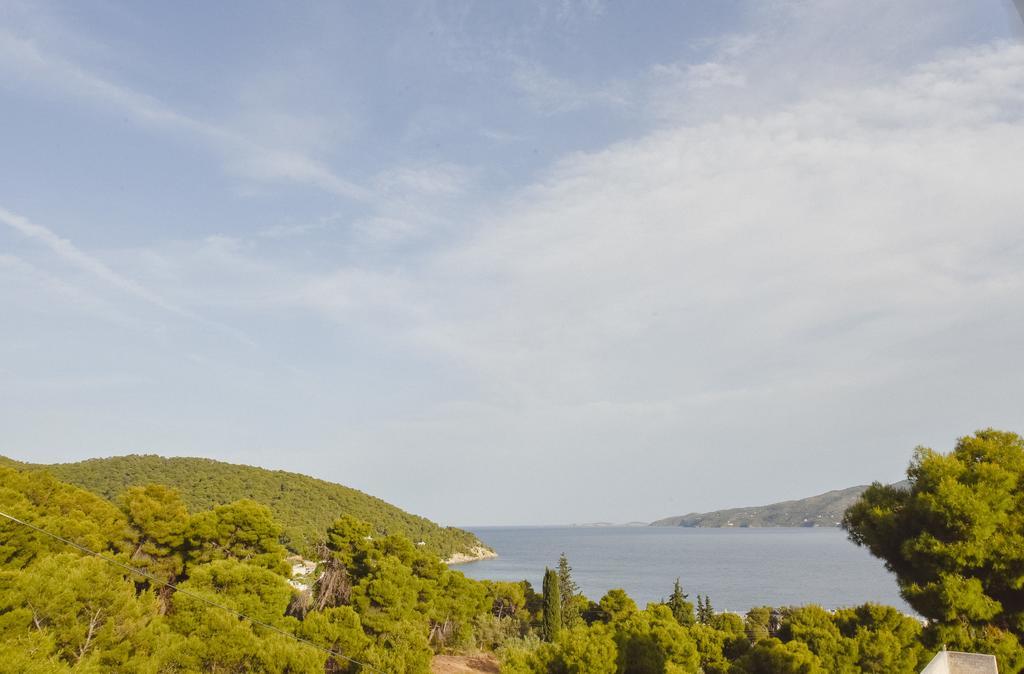 Maria Studios Poros Town Bagian luar foto