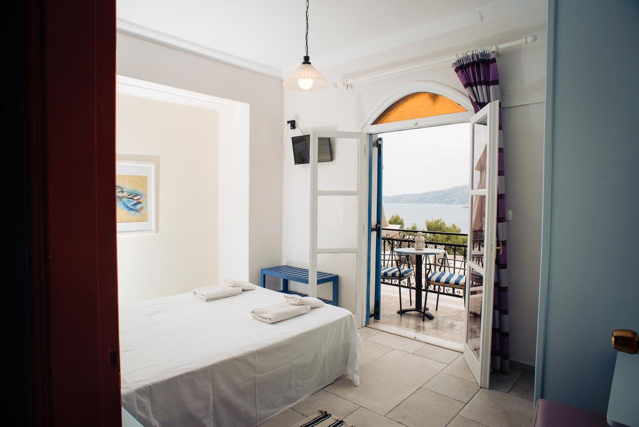 Maria Studios Poros Town Bagian luar foto